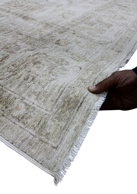 Floral Neutral Oushak 7'1" x 9'6"