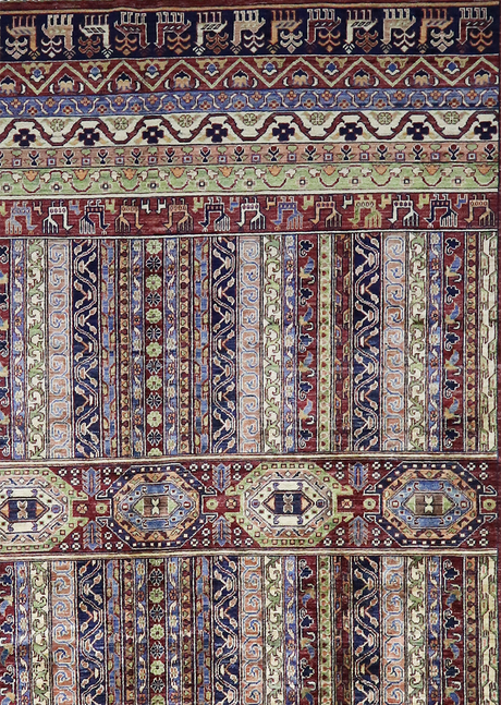 Geometric Animal Design Khorjin 6'7" x 9'7"