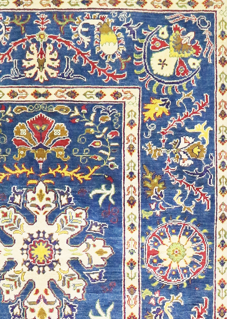 Sapphire Medallion Yak Kash 5'2" x 6'8"