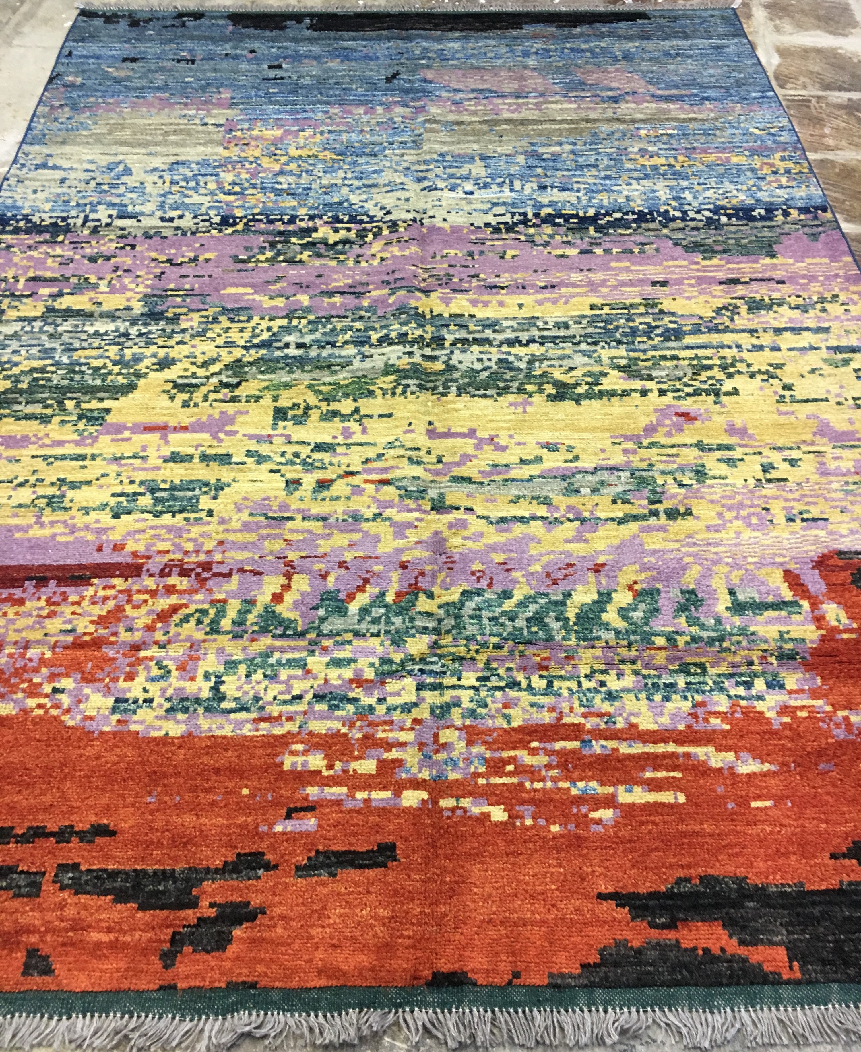 Volcanic Horizons Modern 6'2" x 8'7"