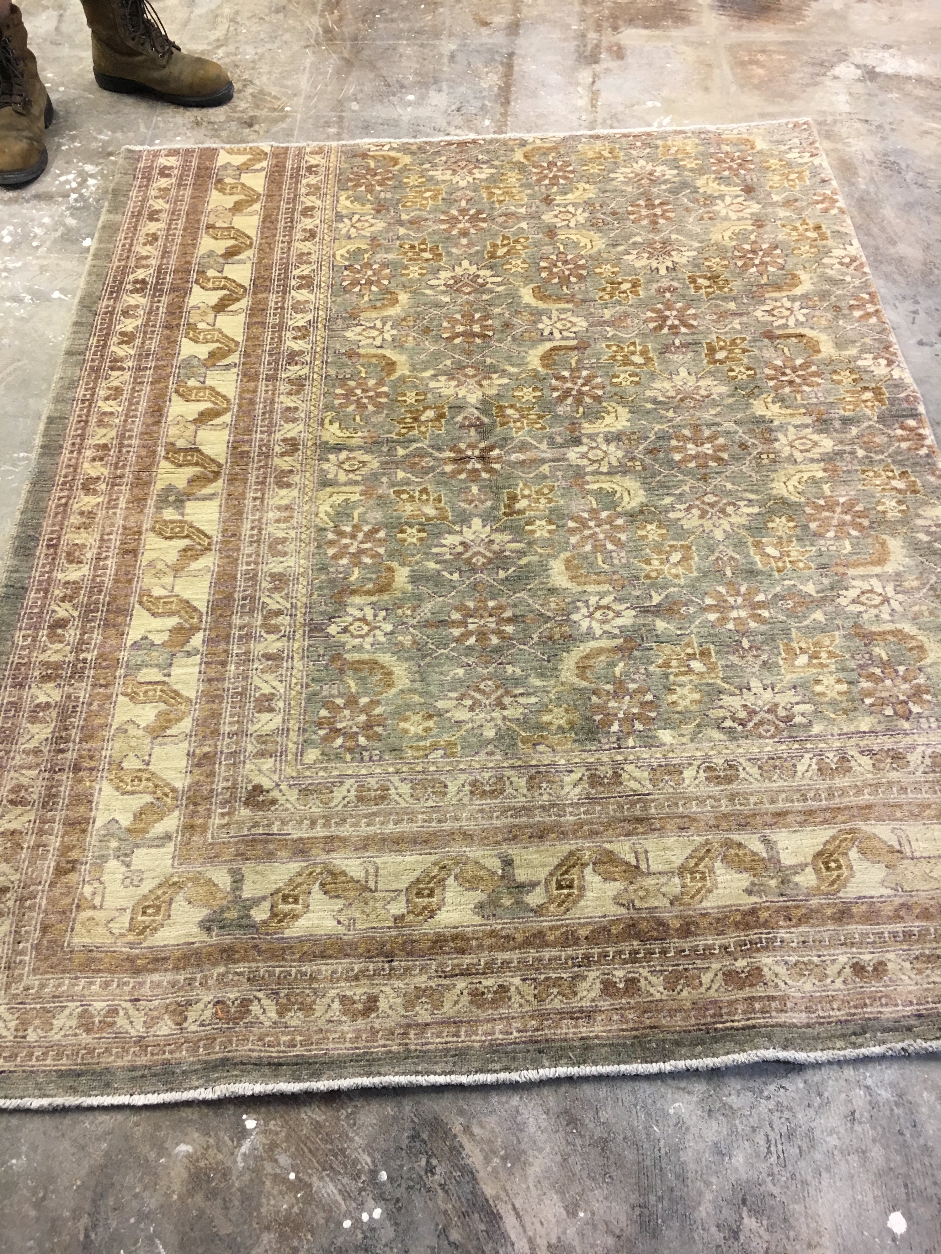 Beige Corner Oushak 4'8" x 5'11"