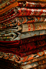 How to Incorporate Handmade Rugs into Modern Decor