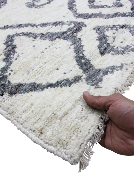 Geometric Lattice Shaggy Design 8'1" x 10'2"