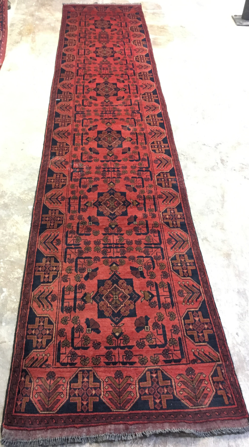 Rose Runner Surkh 2'5" x 12'7"