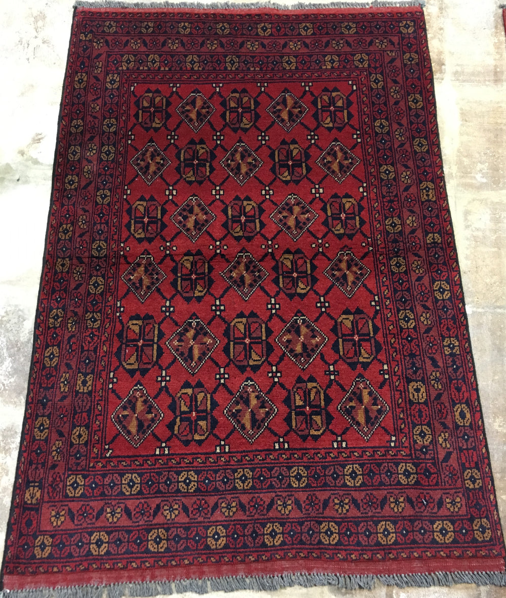 Surkh Design 8 | 3'1" x 4'6"