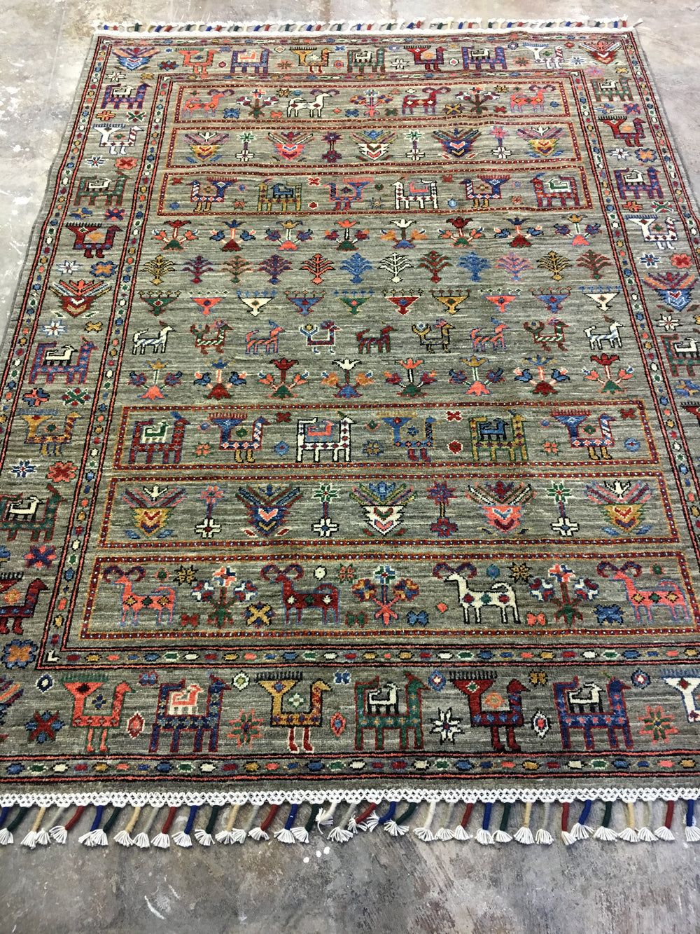 Khorjin Design 40 | 4'11" x 6'5"