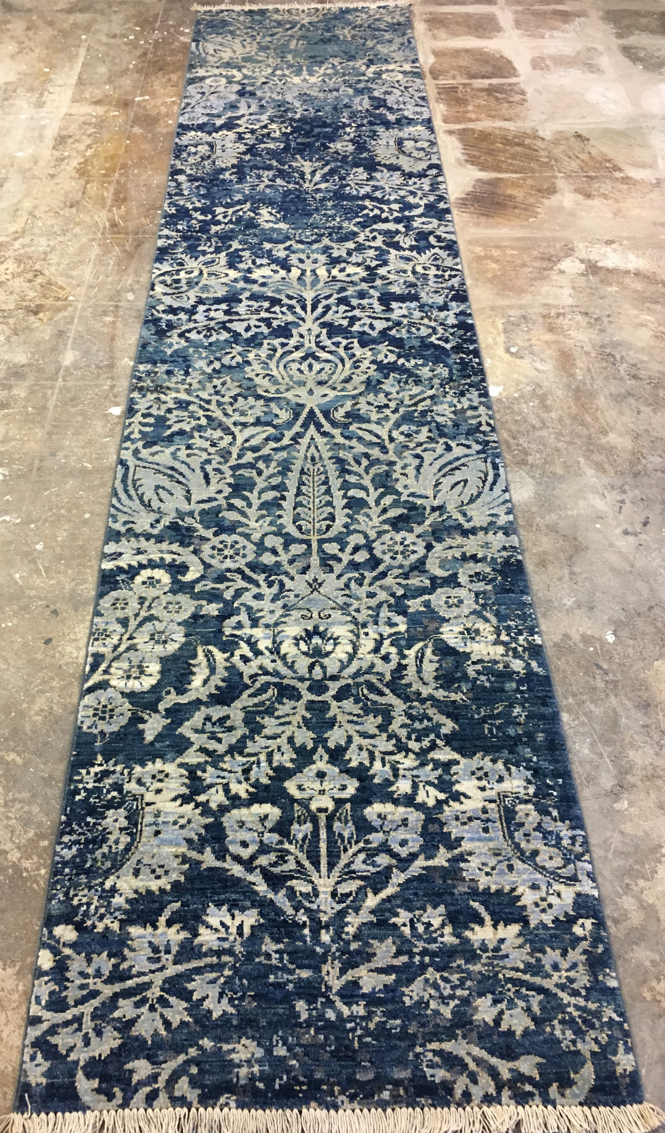 Oushak Design 12 | 2'6" x 11'7"