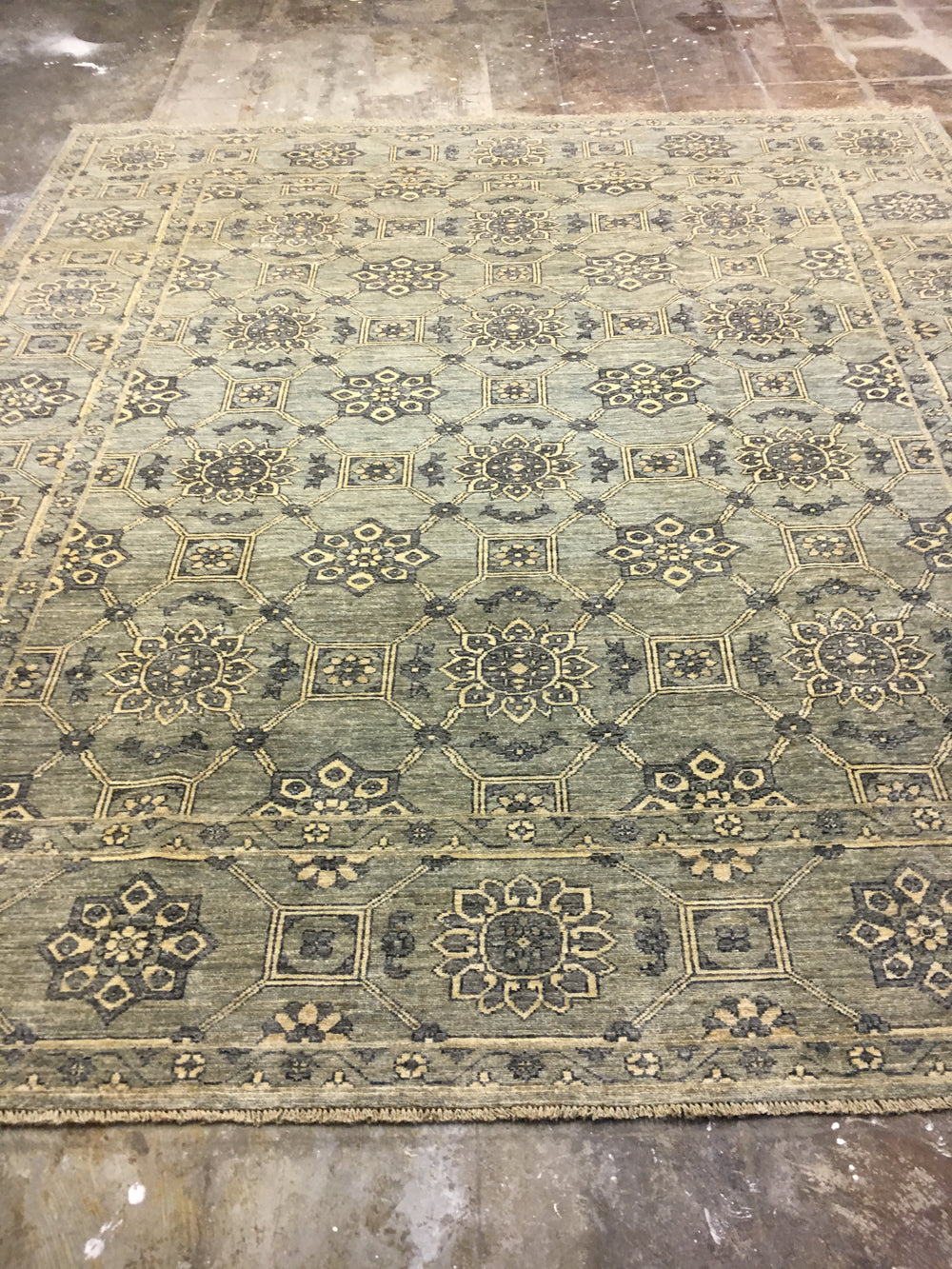 Oushak Design 25 | 8'1" x 9'2"