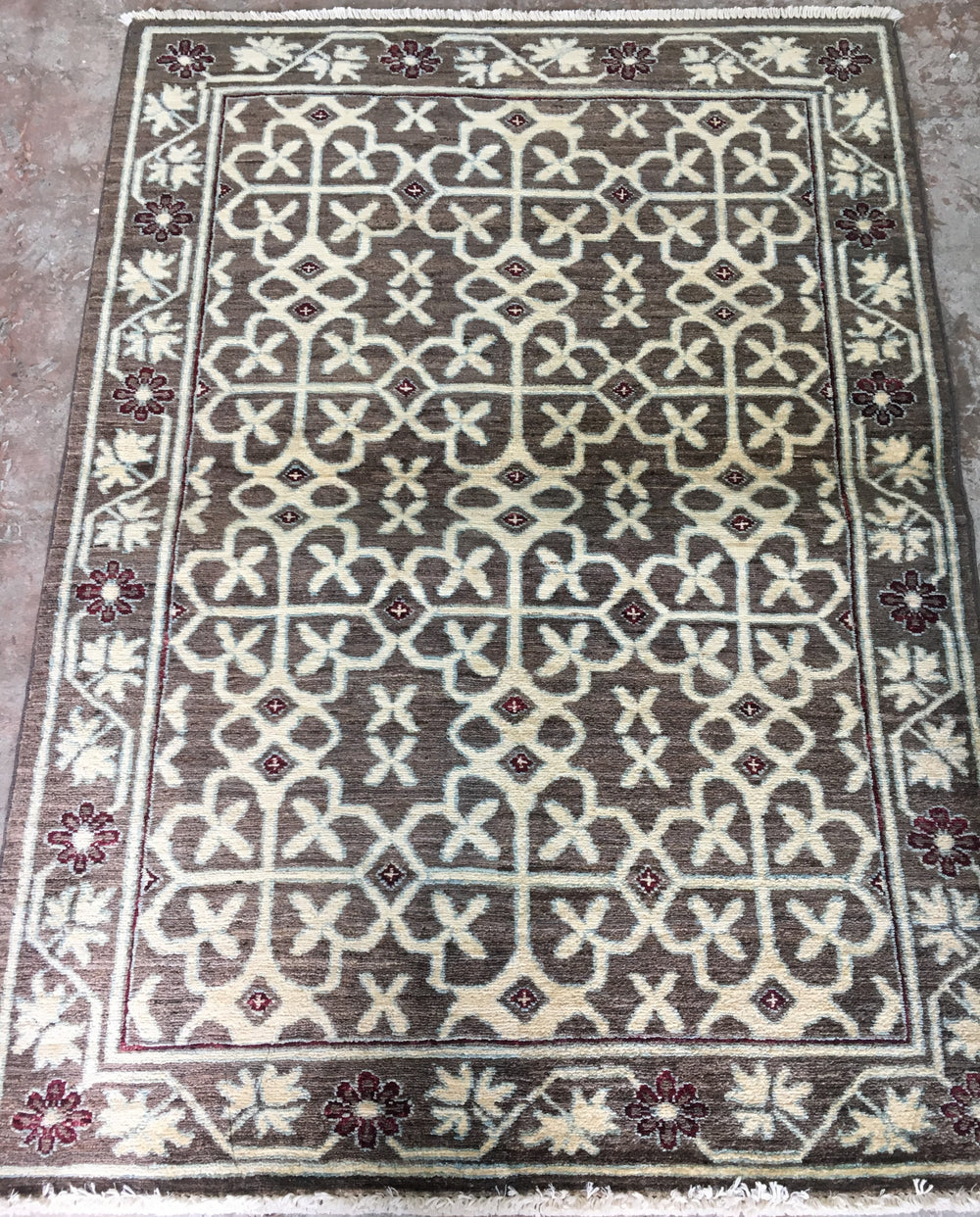 Oushak Design 4 | 3'2" x 4'5"