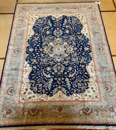 Medallian Heriz | 6'10" x 9'6"