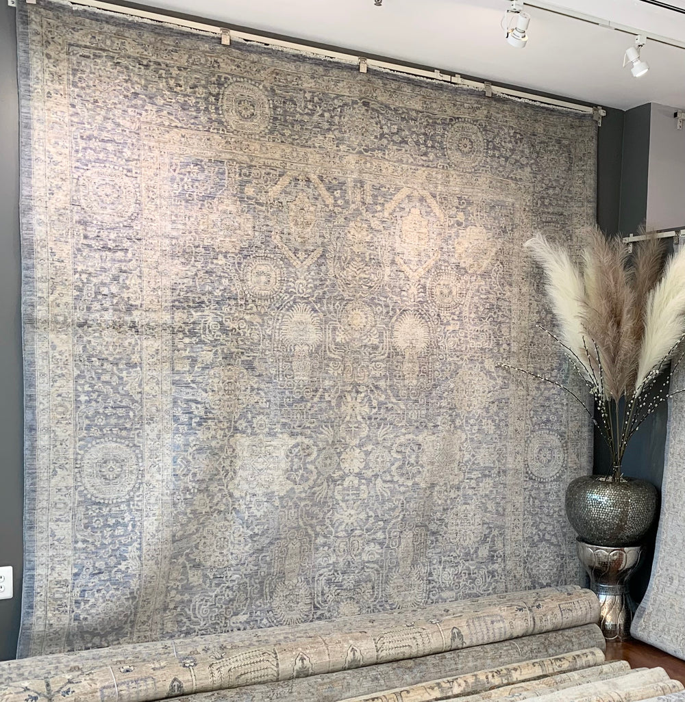 Modern | 8'10" x 12' 2"