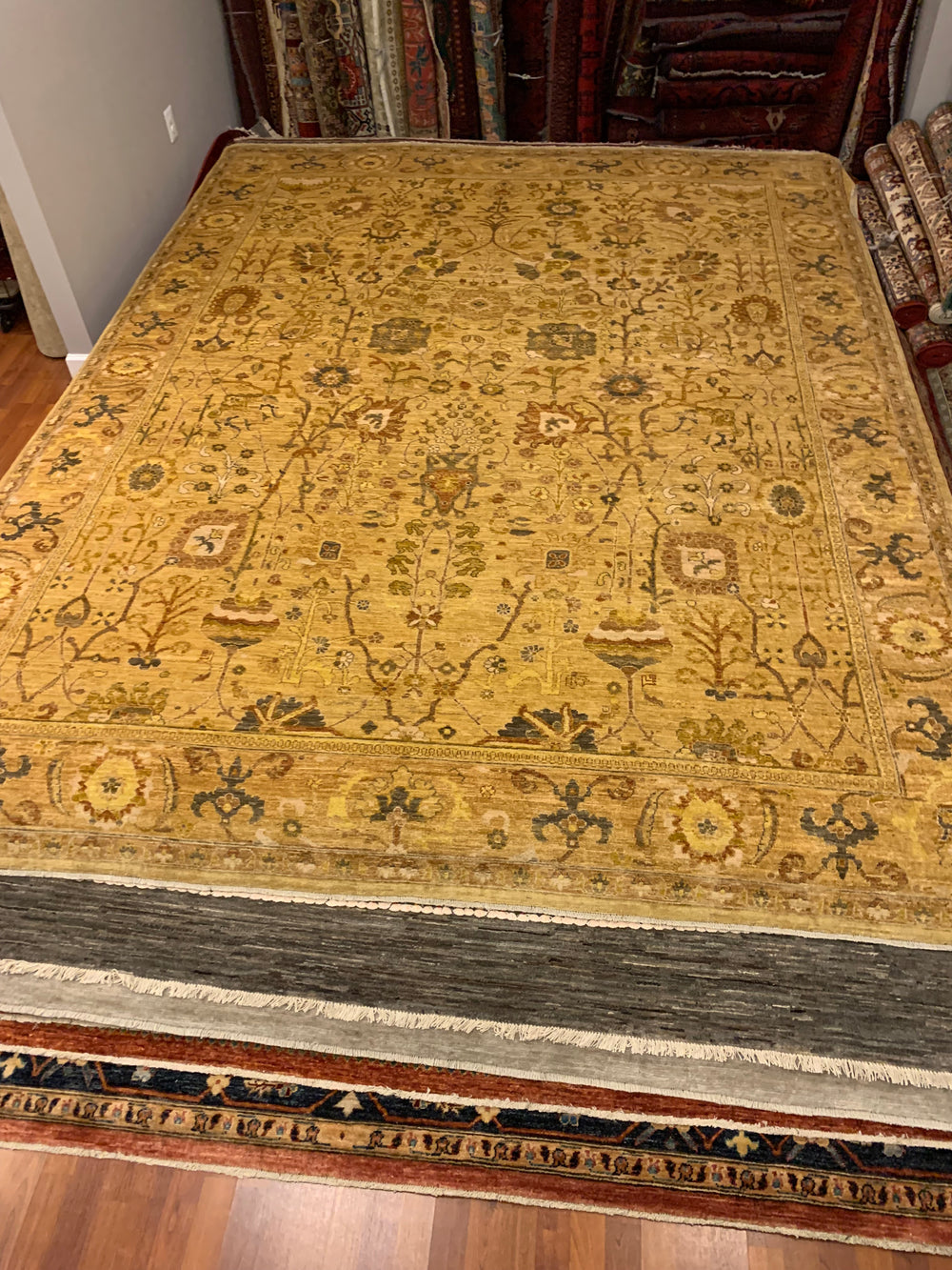 Chobi Design 49 | 9'1' x 12'3'